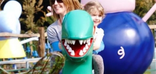  Georges Dinosaur Adventure 